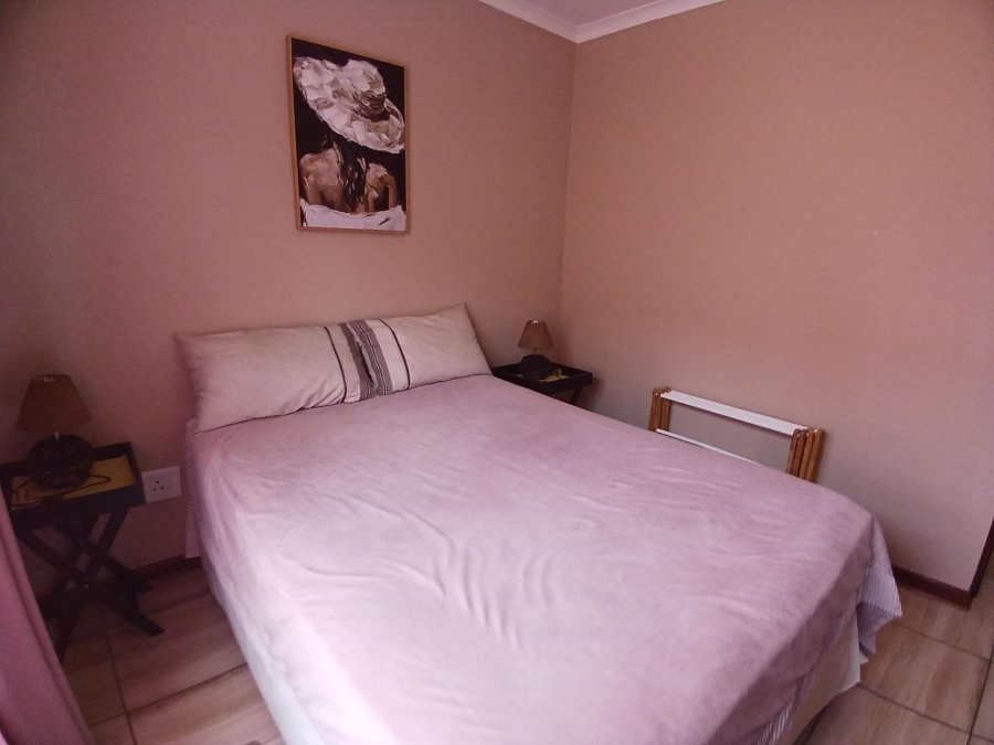 4 Bedroom Property for Sale in Seemeeu Park Western Cape